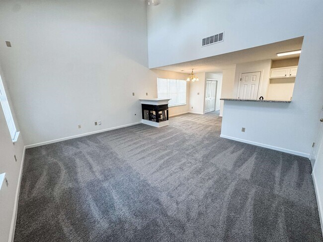 Foto del edificio - 7047 S Estacada Way