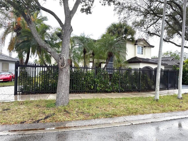 Foto del edificio - 9352 SW 155th Ave