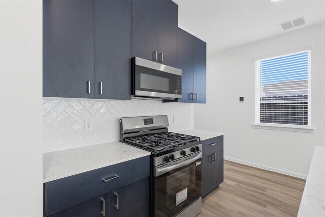 Foto del edificio - 7720 Inwood Grv Ln