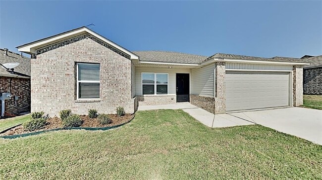 Building Photo - 1924 Twisted Oak Ct