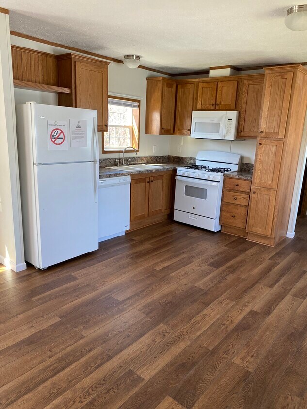 23 Clayton Dr, Halfmoon, NY 12065 House Rental in Halfmoon, NY