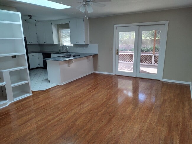 Building Photo - 1533 Woodgate Way