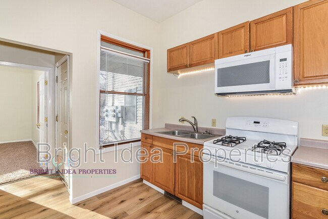 Foto del edificio - 863 Clark St N