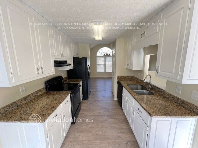 Building Photo - 10 Brookstone Ct