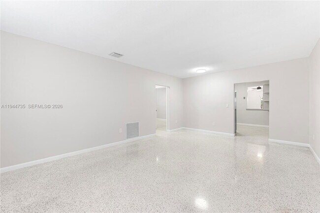 Foto del edificio - 3855 SW 87th Pl