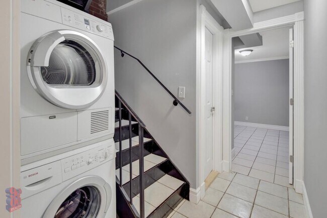 Foto del edificio - 416 E 13th St