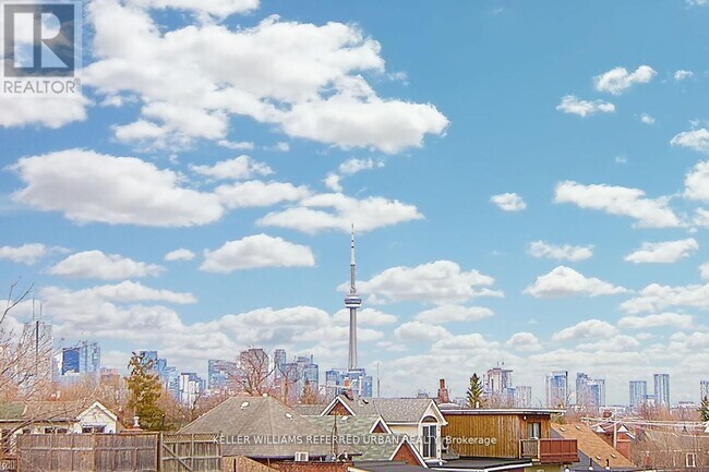 Photo du bâtiment - 911 Dovercourt Rd