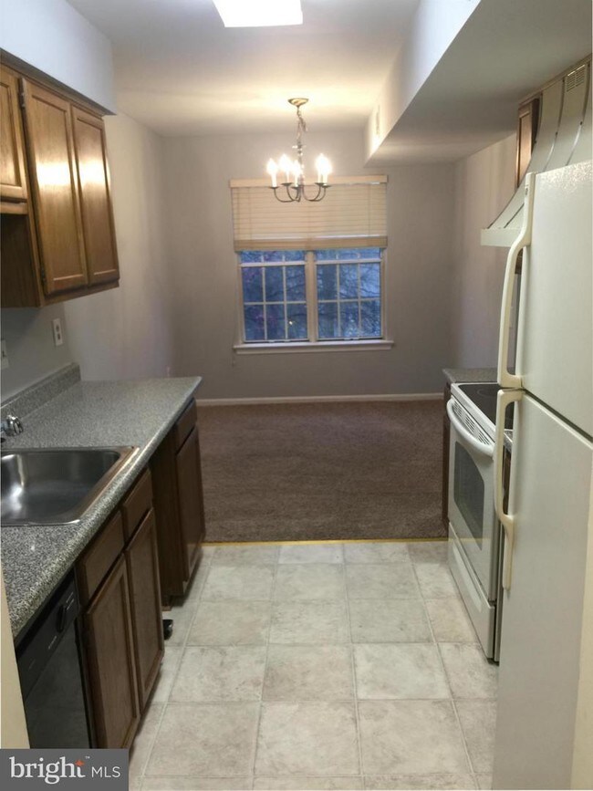 Building Photo - 20212 Shipley Terrace