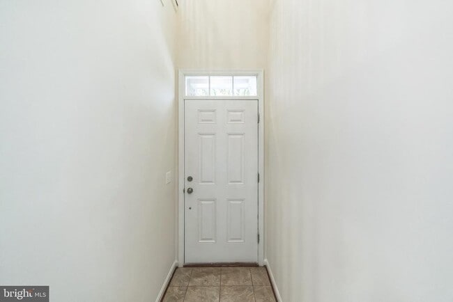 Building Photo - 42385 Trellis Square