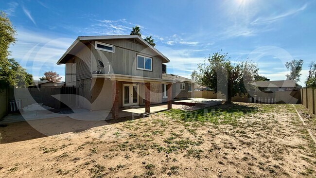 Foto del edificio - 15410 N 60th Ave