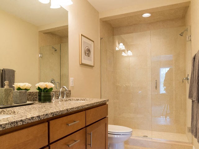 Interior Photo - Mayfair Square