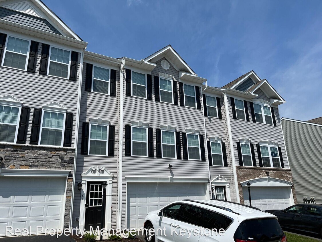 185 Lockheed Dr, Coraopolis, PA 15108 - House Rental in Coraopolis, PA ...