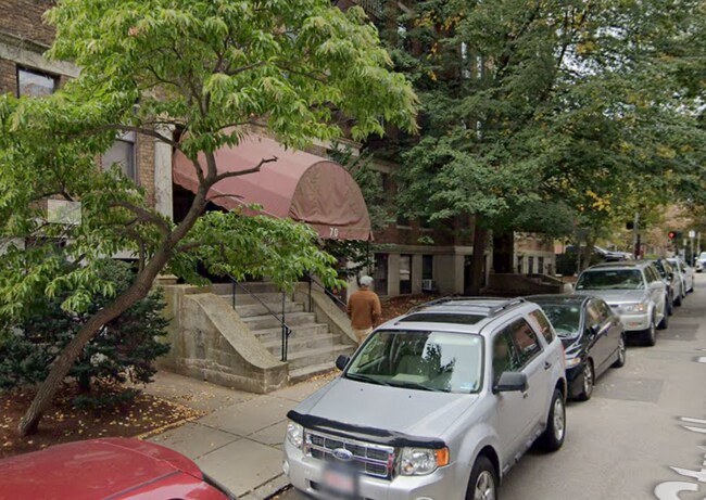 Building Photo - 70 Strathmore Rd