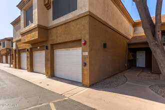 Building Photo - 1445 E Broadway Rd