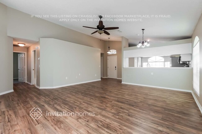 Foto del edificio - 10904 New Brighton Ct