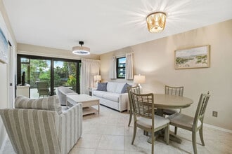 Building Photo - 600 Neapolitan Way