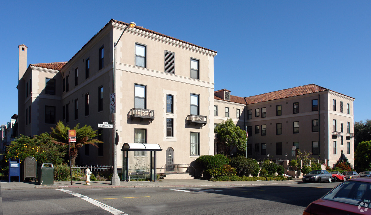 Primary Photo - Presidio Gate Apartments