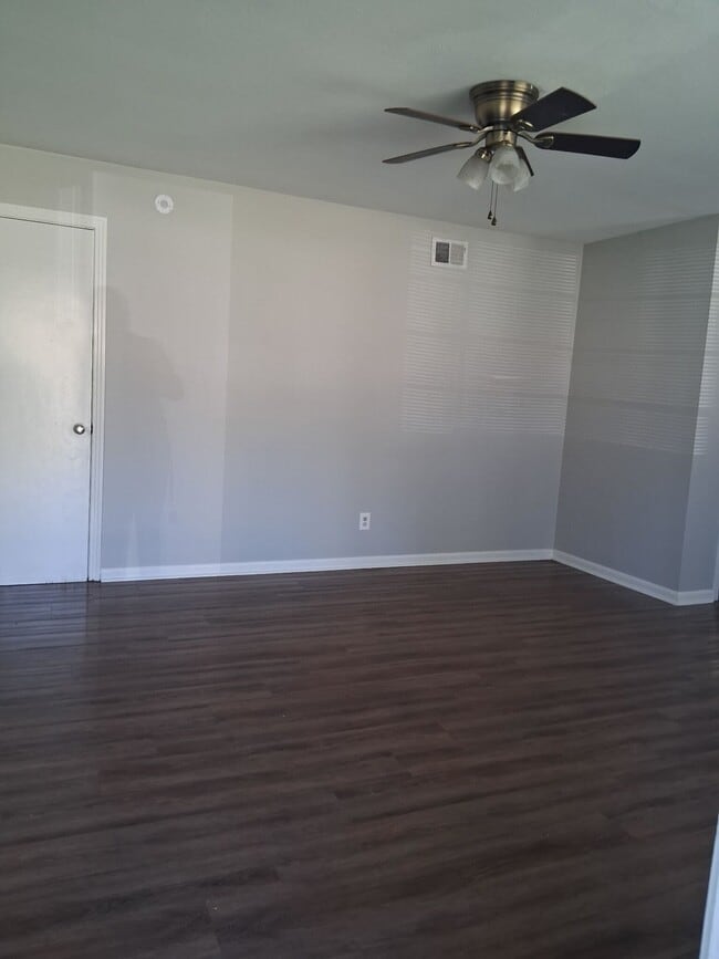 Building Photo - 4539 Ritchey Dr