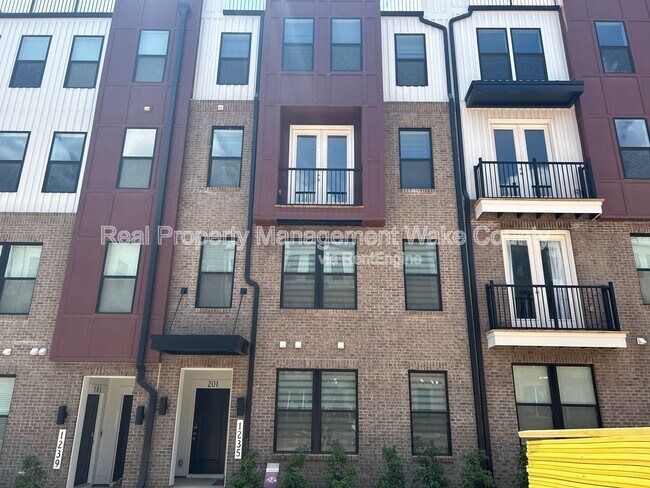 Foto del edificio - 1235 Shaw View Aly