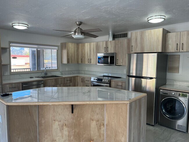 Foto del edificio - 2550 W SR 89A - Residential