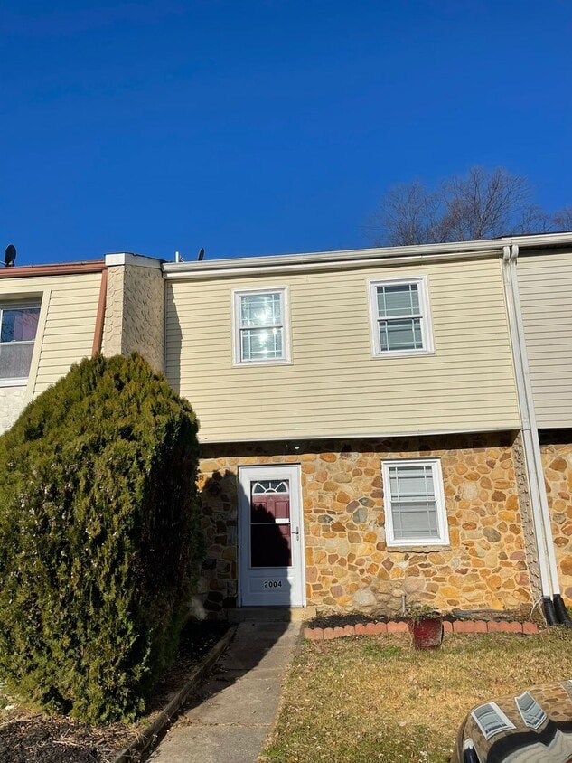 2004 Point Hamlet St, Newark, DE 19702 House Rental in Newark, DE