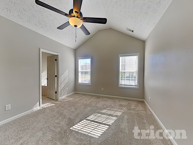 Building Photo - 416 Camella Cir