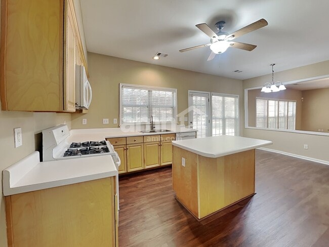 Foto del edificio - 5715 Oxborough Way