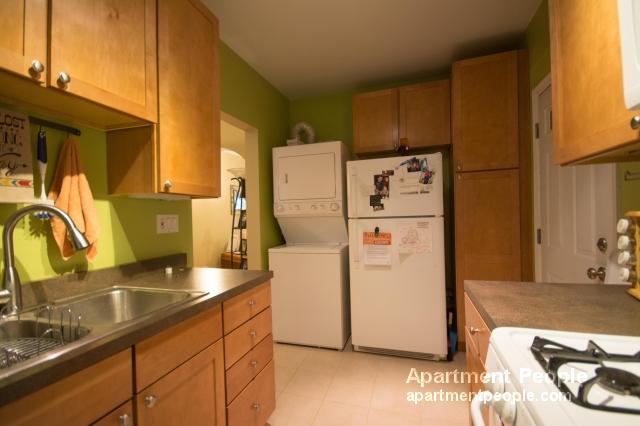 Foto del edificio - 1532 W Fargo Ave