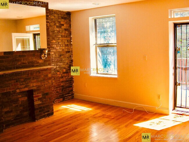 Foto del edificio - 674 Tremont St