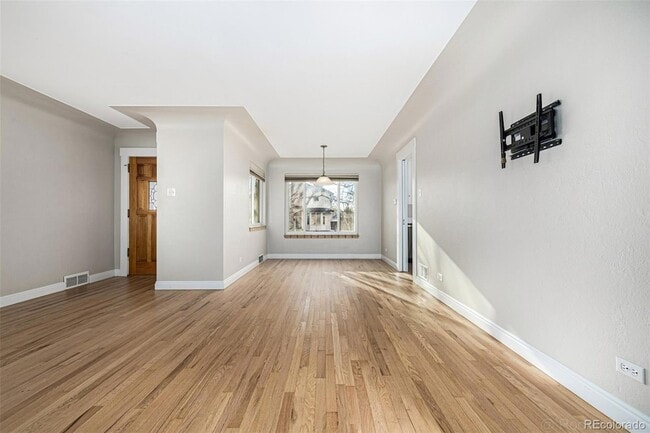 Building Photo - 1150 S Jackson St