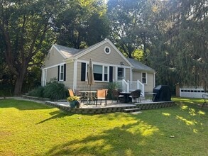 Building Photo - 40 Whedon Ln