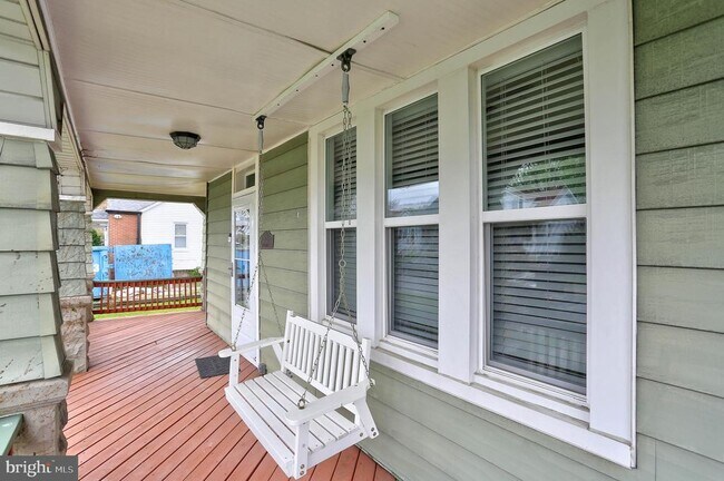 Foto del edificio - 2621 Hillcrest Ave