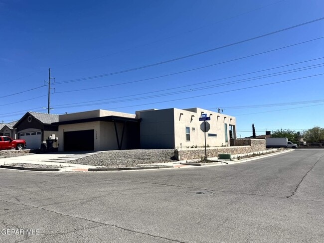 Building Photo - 12966 Terrington Ave