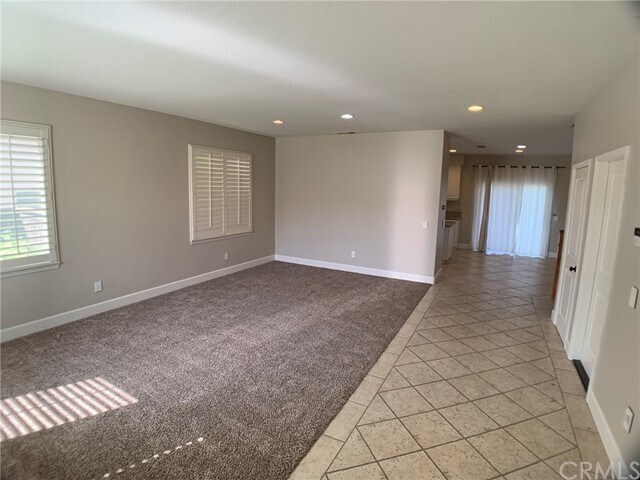 Building Photo - 42631 Hussar Ct