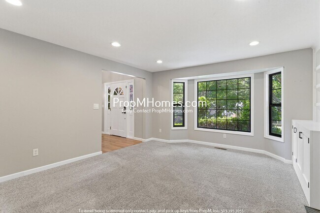 Foto del edificio - Updated Three Bedroom Home in Tigard!