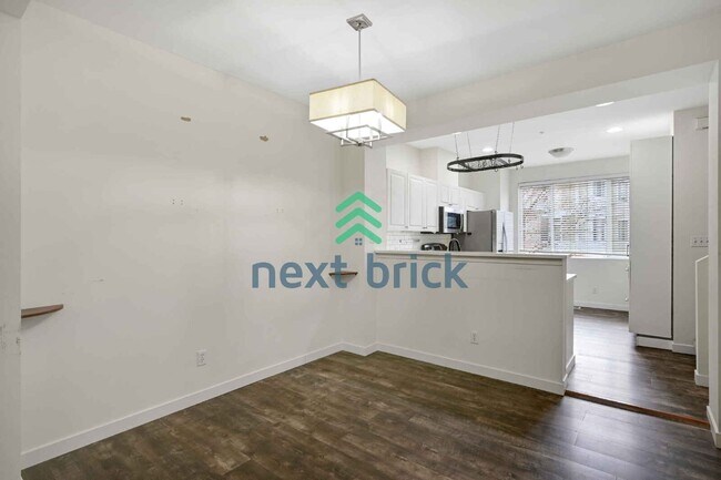 Foto del edificio - Charming 2-Bedroom Retreat with 2.5 Baths in Bothell's Serene Locale!