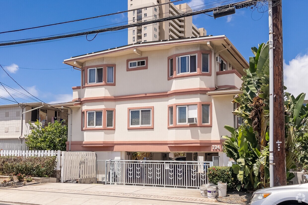 Foto principal - 734 Palani Ave