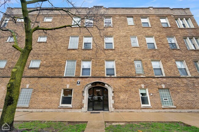Foto del edificio - 2155 N Spaulding Ave