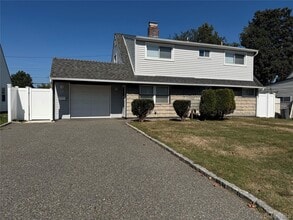 Building Photo - 27 Gleaner Ln