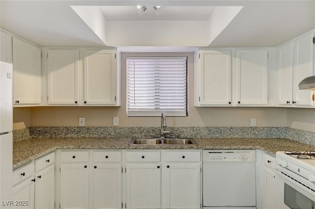 Foto del edificio - 6729 W Charleston Blvd