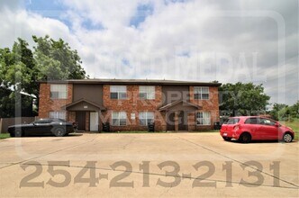 Building Photo - 1408 Dugger Cir