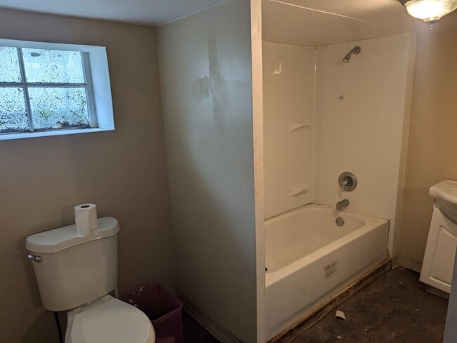 Foto del edificio - 310 E Vine St