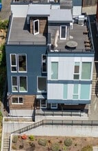 Building Photo - 3908A S Hudson St