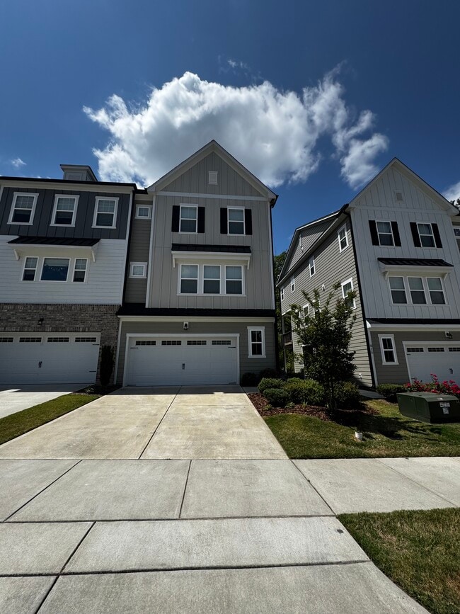 Building Photo - 820 Amley Pl