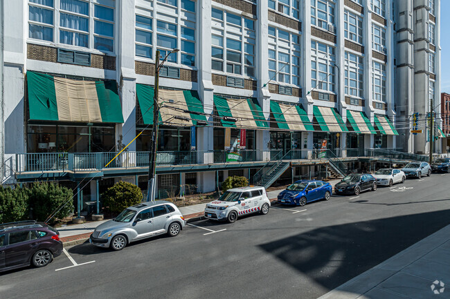 Building Photo - The Lofts on Park