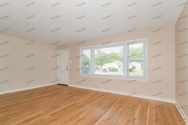 Building Photo - 1240 Kilgore Dr