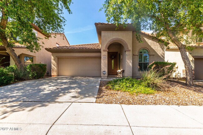 Building Photo - 4328 W Powell Dr