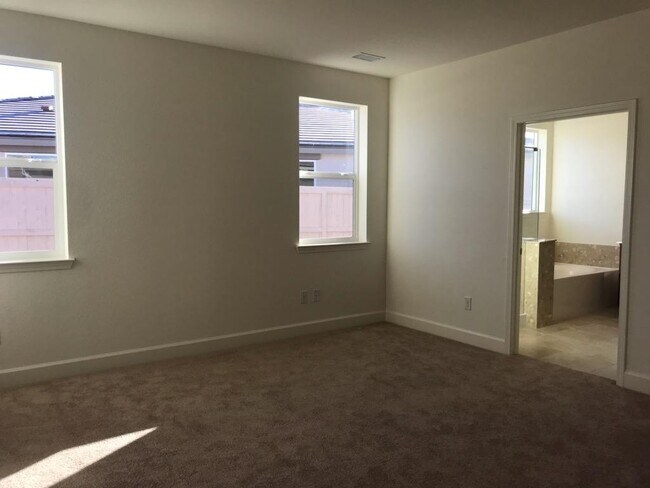 Foto del edificio - Home for lease in Damonte Ranch