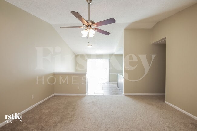 Building Photo - 3204 Faircroft Way