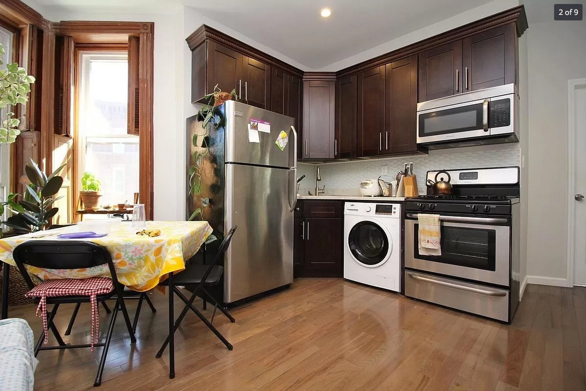 Kitchen - 262 Stuyvesant Ave
